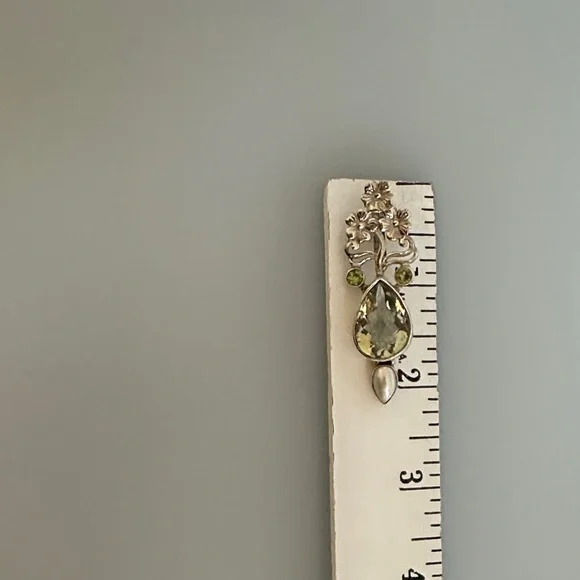 925 sterling silver FloralGreen Citrine Gemstone Pendant​